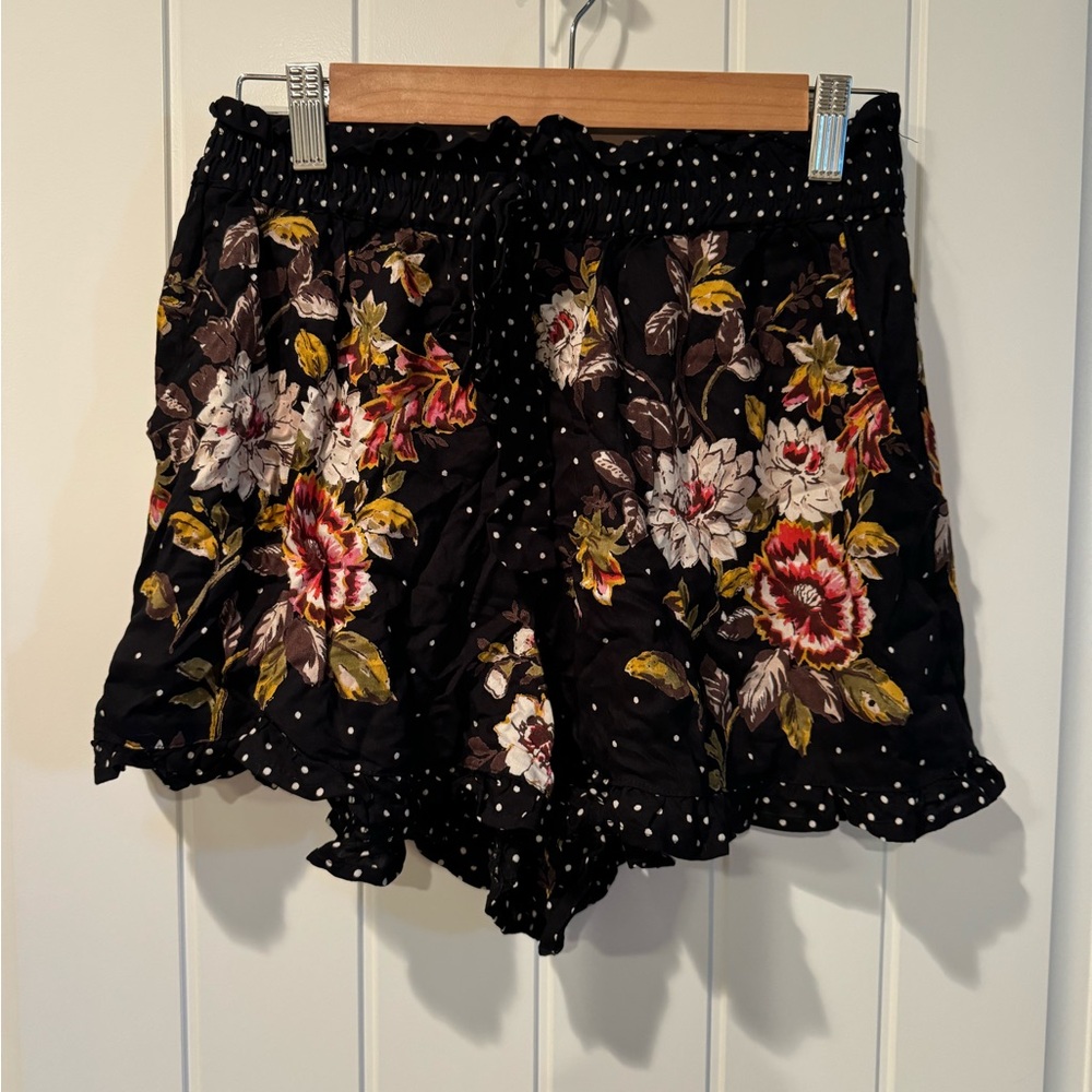 Paper bag patterned shorts